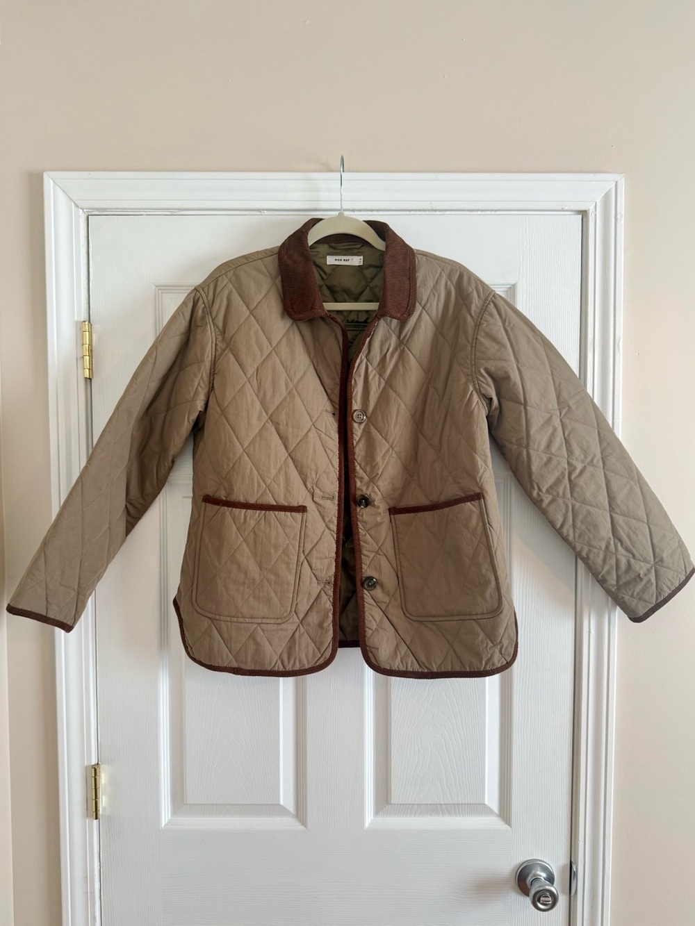 Mod Ref Quilted Deana Barn Jacket with Brown Trim - Picture 3 of 5